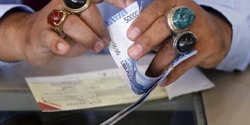Awal Pekan Rupiah Bergerak Menguat