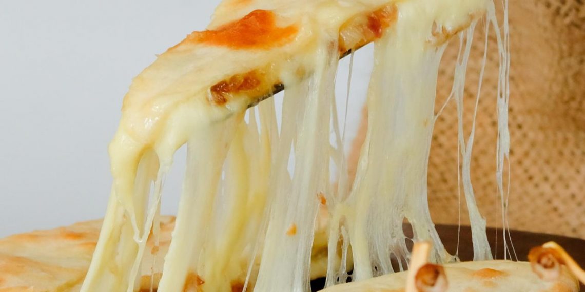 Panties Pizza Hadirkan Menu Buka Puasa Pizza Kurma