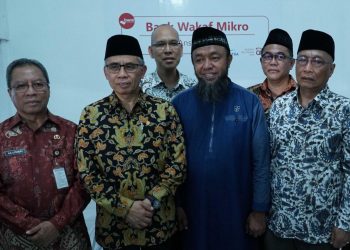Ketua OJK Resmikan Bank Wakaf Mikro Kelima Grup Astra