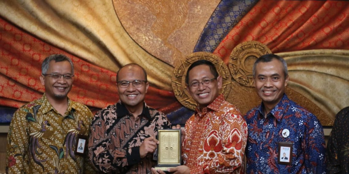 Tingkatkan Dana Murah, BNI Syariah Gandeng PLN Terkait Pembayaran Payroll