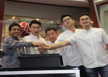 Resmi, Ginting Melantai di Bursa