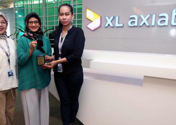 Bos XL Axiata Raih “Apresiasi Perempuan Hebat Indonesia 2019” dari SINDO Media