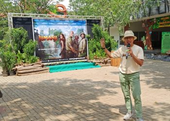 Jungleland Sentul Hadirkan Para Dinosaurus Film Jumanji