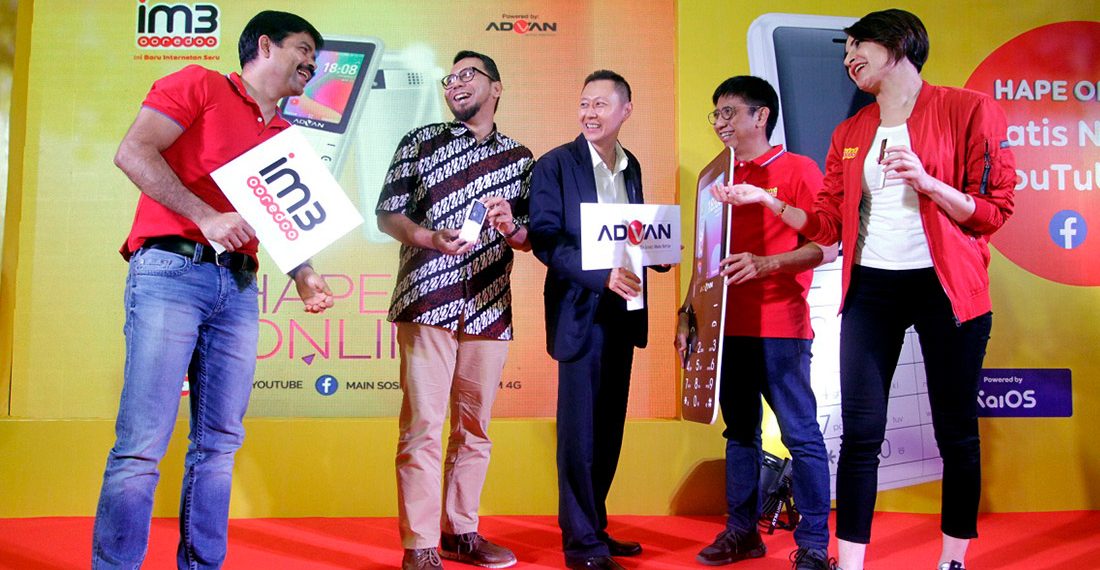 4G Smart Feature Phone Pertama dengan Sistem Operasi KaiOS dari Indosat Ooredoo