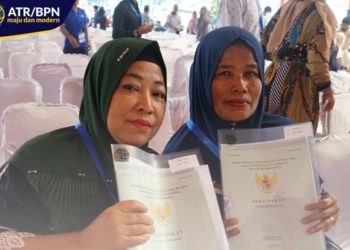 Penantian 20 Tahun Masyarakat Desa Senama Nenek di Riau Berakhir Bahagia