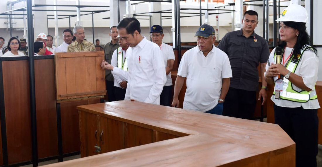 Tinjau Pasar Johar & Kota Lama Semarang