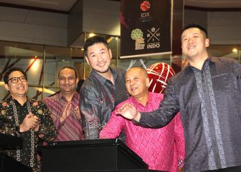 Pencatatan Saham Perdana Royalindo