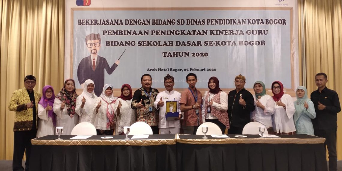 Peduli Guru, FIFGroup Gelar Pelatihan Guru Kota Bogor