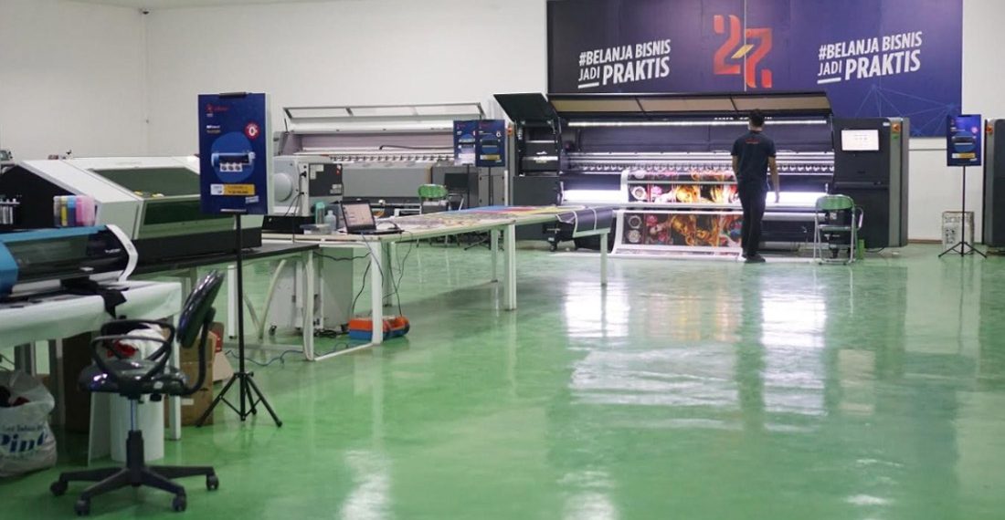 Bhinneka.Com Resmikan Bhinneka Signage & Printing Lab