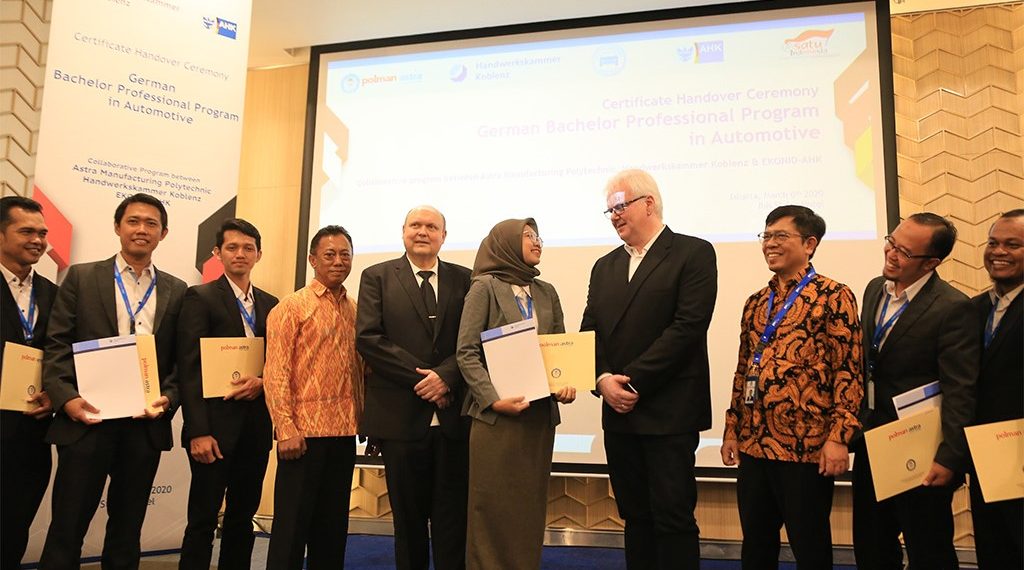 Astra Luluskan 10 German Bachelor Professional Bidang Otomotif