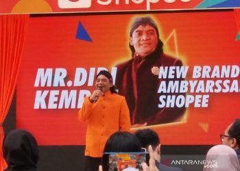 Kenangan Shopee berkolaborasi dengan “Pakdhe” Didi Kempot