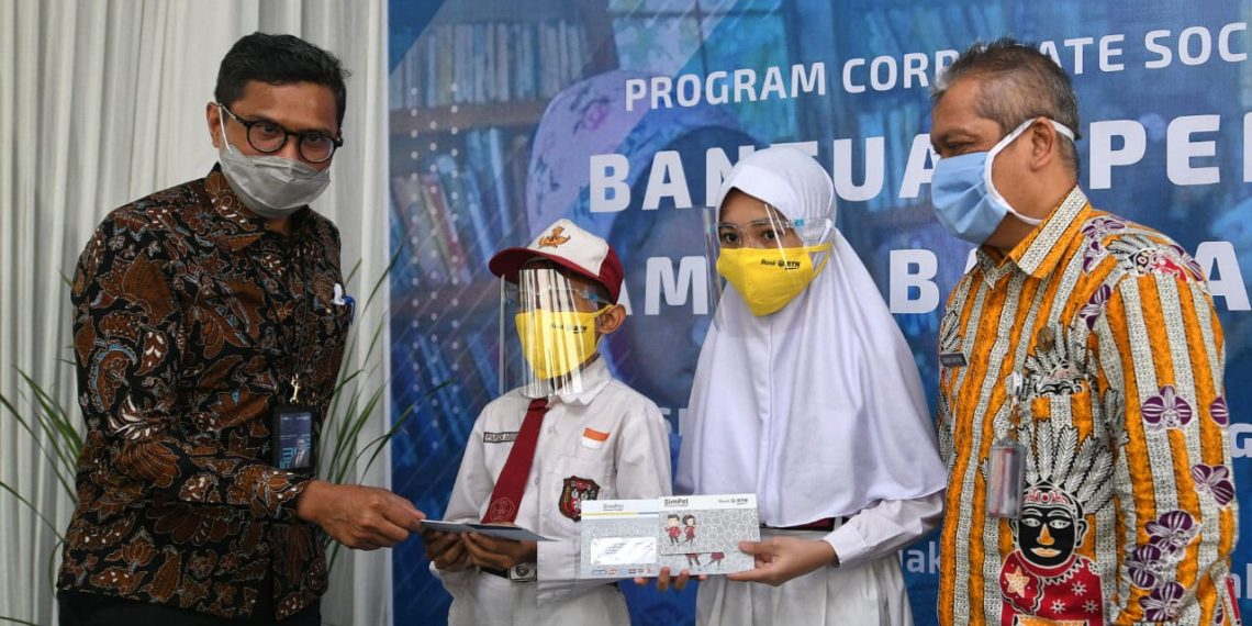 Bantu Taman Bacaan Anak