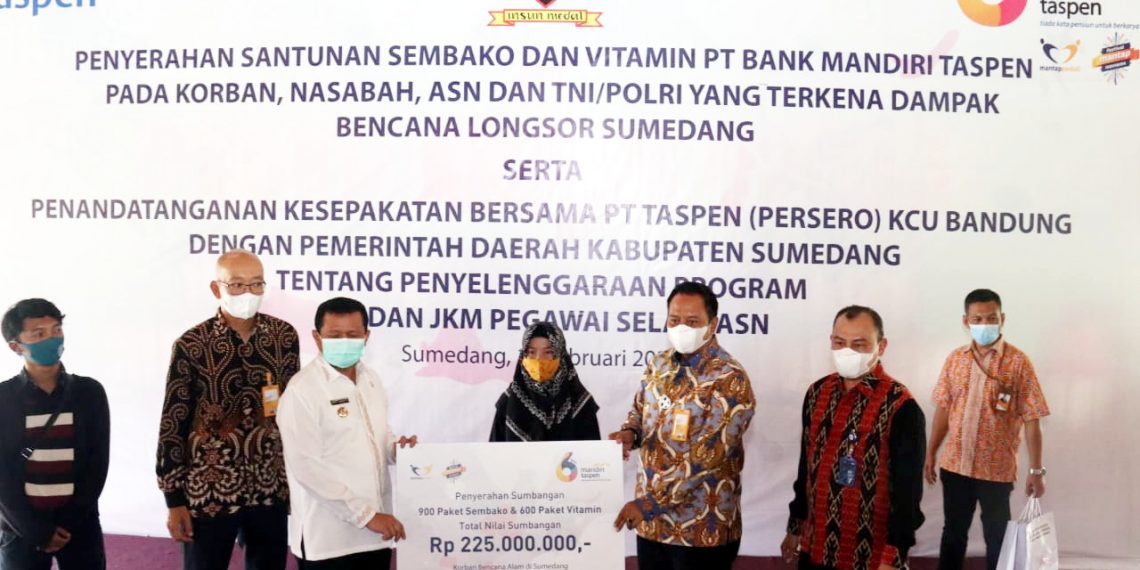 Bank Mantap Berikan Bantuan Bencana Longsor