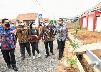 Serahkan Kunci Rumah ke ASN Lampung