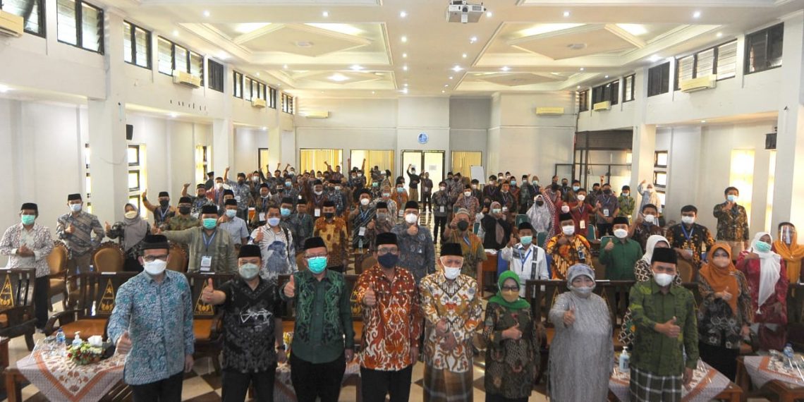 Edukasi Santri Jadi Pengembang Perumahan.