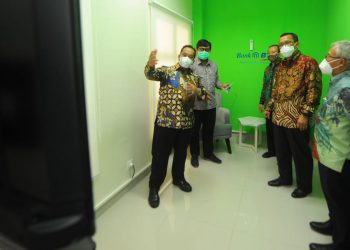 CSR laboratorium digital untuk Unnes