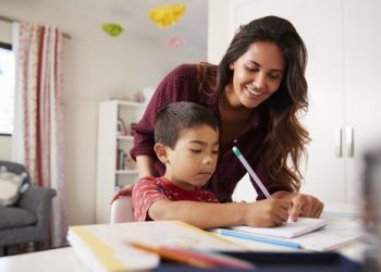 Ketahui Pola Pengasuhan Cerdas di Era Digital