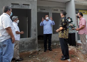 Tinjau Pembangunan Rumah MBR