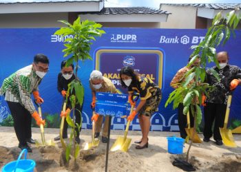 Gerakan Tanam Pohon di Perumahan