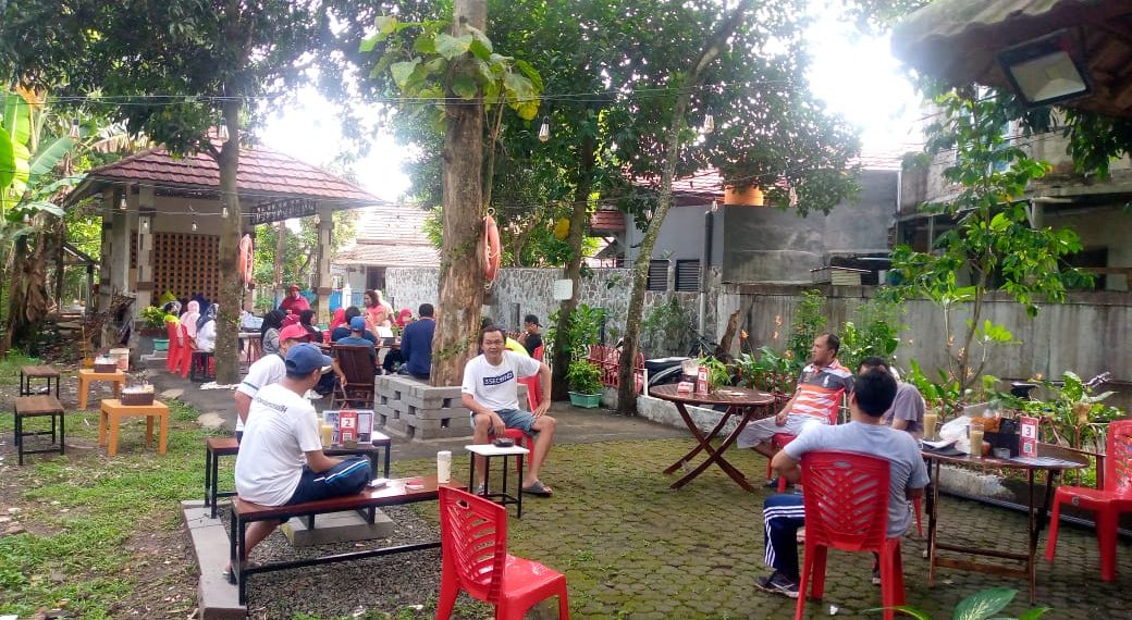 Inisiatif Warga Tepi Kali Cikeas Bangun cloud kitchen