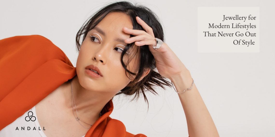 Tips Aman Gunakan Perhiasan, Tetap Cantik Meski Punya Kulit Sensitif