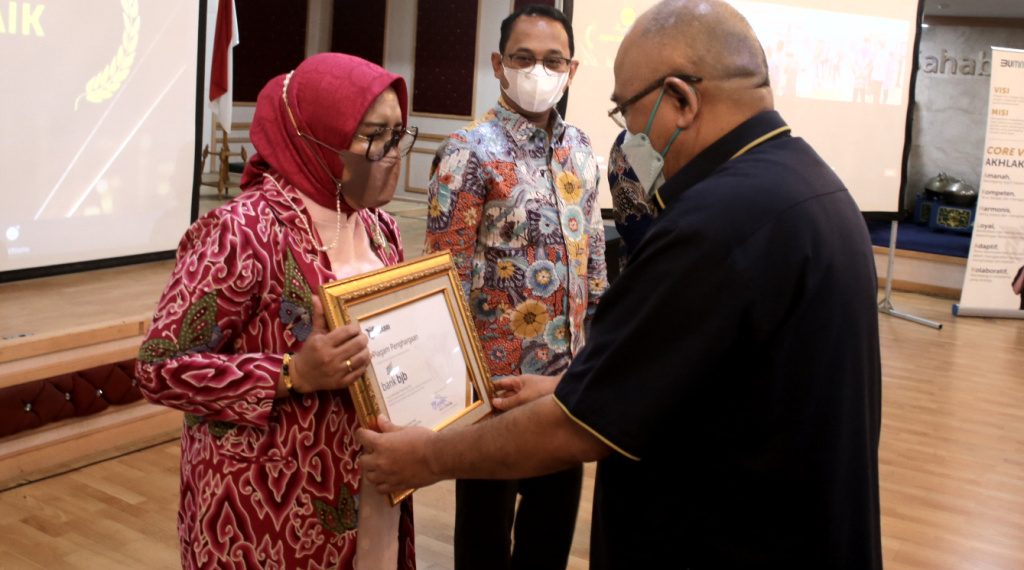 Bank bjb Raih Penghargaan Mitra Bayar Terbaik dari Asabri