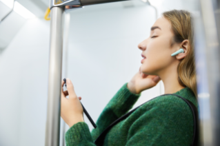 HUAWEI FreeBuds SE Meluncur, TWS Kualitas Profesional Di Bawah 500 Ribu