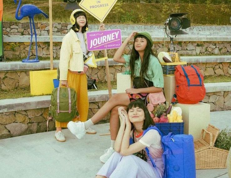 Cuaca Tak Menentu? Tetap Nyaman Jalani Aktivitas dengan Trik Outfit Berikut Ini