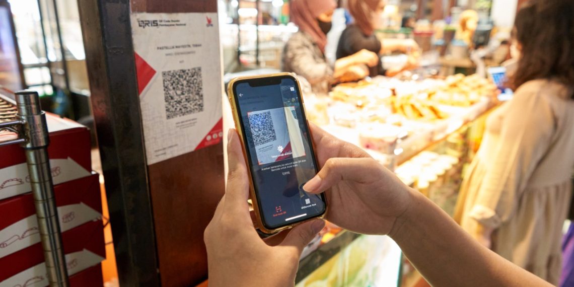 Bestie, Ini Tiga Hal yang Perlu Kamu Tahu Tentang QRIS, Bisa Buat Belanja di Pasar!