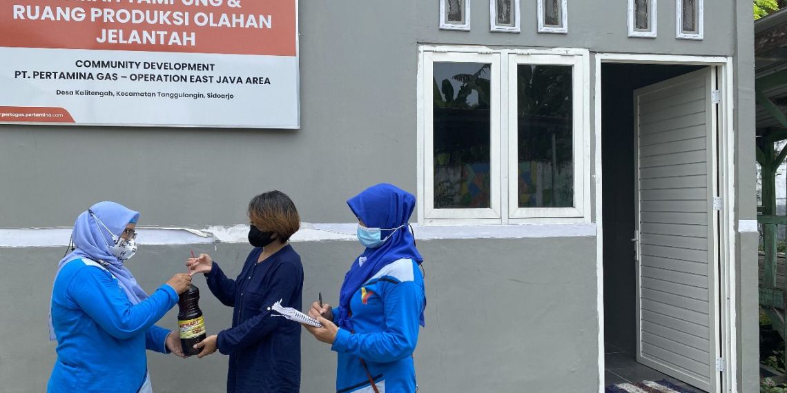 Pertagas ajak Masyarakat Desa Kalitengah Sidoarjo Manfaatkan Jelantah