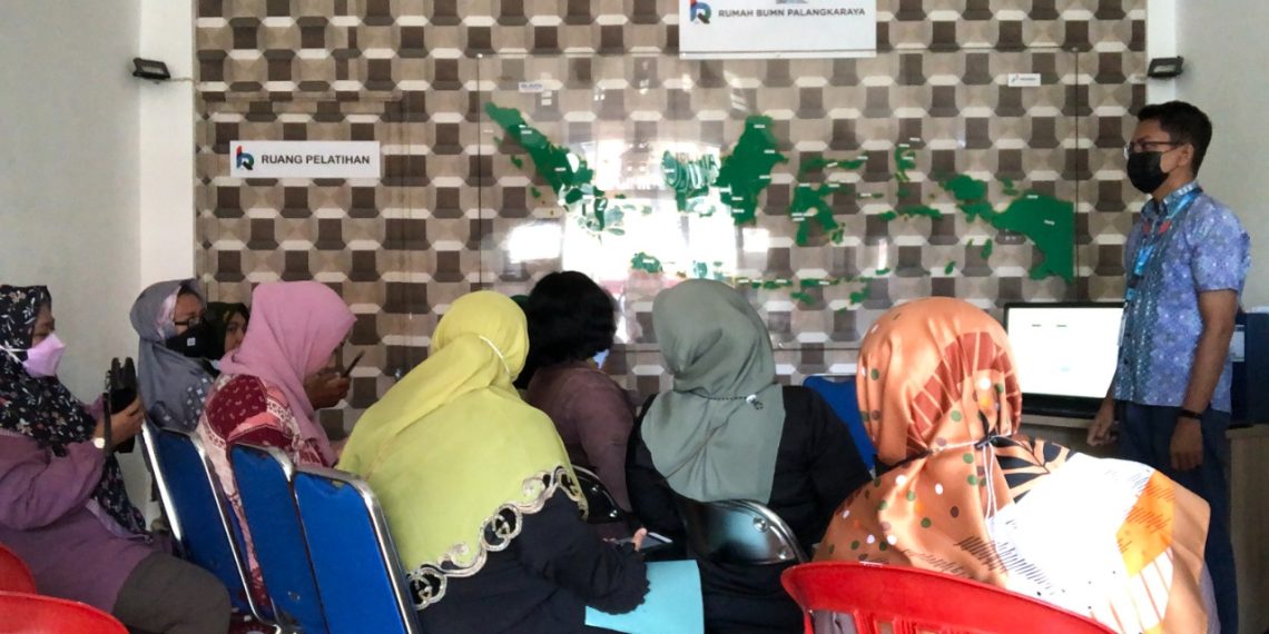 Berjualan Lewat Lokapasar PaDI, Omzet Ratusan UMK Naik Hingga 10%