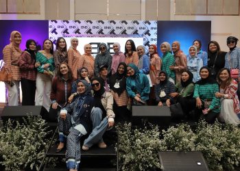 Kolaborasi Tya Ariestya dan BRANDNOBRAND, Kenalkan Brand Fesyen