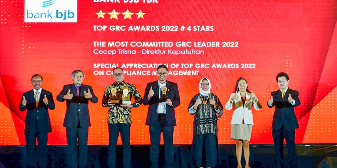 bank bjb Raih Top GRC Award 2022