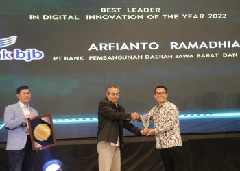 Hadirkan Inovasi Mumpuni bagi Nasabah, bank bajb Raih  ‘Best Digital Leadership in Local Owned Banking 2022