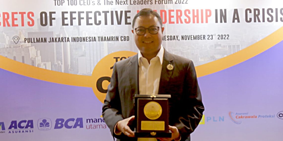 Akselerasi Teknologi di bank bjb, Rio Lanasier Raih The Next Top Leaders 2022 dari Infobank