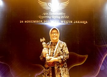 Kinerja Keuangan bank bjb Tumbuh Positif, Nia Kania Raih Best of The Best CFO dari The Finance