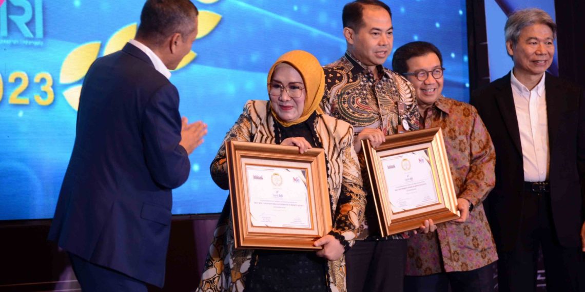 Miliki Layanan Perbankan Prioritas Handal, bank bjb Raih Tiga Penghargaan di Infobank-MRI Banking Service Excellence Recognition 2023