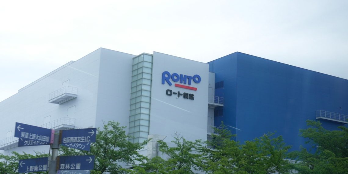 Rohto Kenalkan Langsung Pusat Research & Development, Mengembangkan Inovasi untuk Kualitas Hidup Terbaik