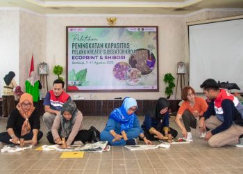 Kolaborasi dengan Kemanparekraf, Pertagas Gelar Pelatihan Ecoprint & Shibori di Kecamatan Samboja, Kukar