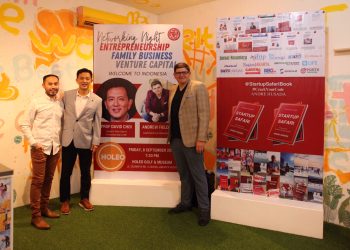 HOLEO Tempat Mini Golf yang Seru untuk Networking Night Bersama Dr. David Choi & Andrew Fielding