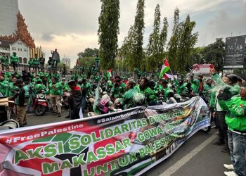 Ribuan Driver Grab di Makassar Kompak Doa Bersama Untuk Palestina