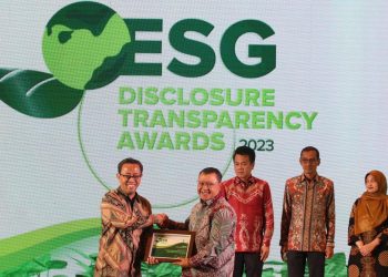 Komitmen Terapkan Bisnis Berkelanjutan, bank bjb Sabet Penghargaan di Ajang ESG Disclosure Awards 2023