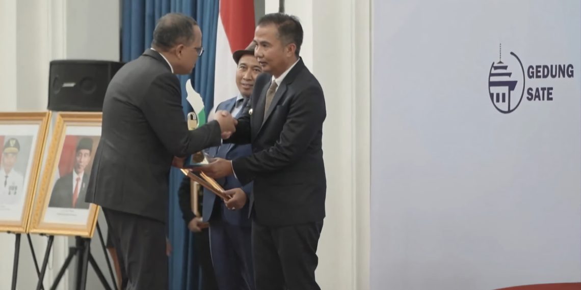 Konsisten Berikan Informasi dengan Transparan dan Akuntabel, bjb Raih Anugerah Keterbukaan Informasi Publik 2023