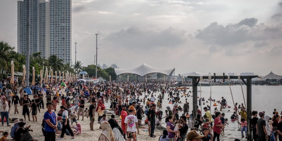 Perputaran Ekonomi di Sektor Parekraf Selama Lebaran Diperkirakan Mencapai Rp 369,8 Triliun