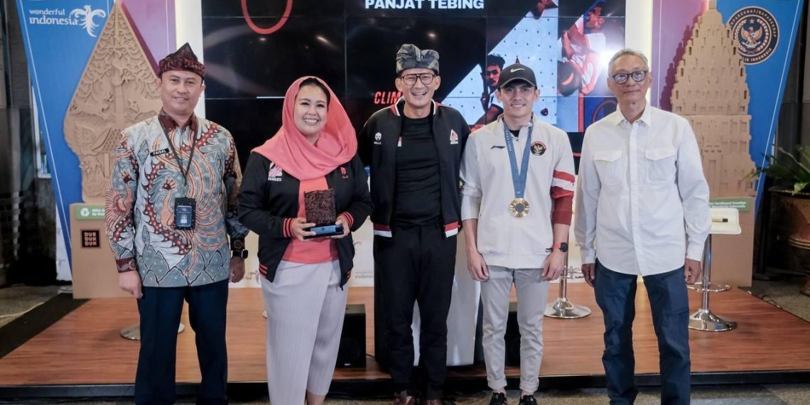 Kemenparekraf-FPTI Sinergi Terapkan SKKNI Bidang Jasa Pemanduan Panjat Tebing