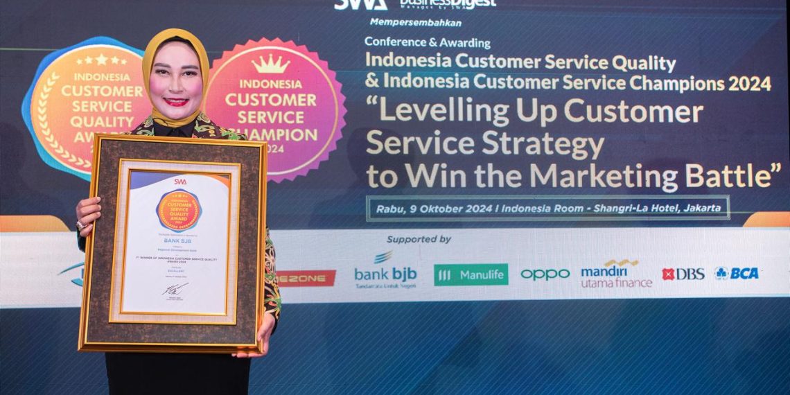 Konsisten Menajaga Pelayanan Kepada Nasabah, bank bjb Raih Penghargaan Indonesia Customer Service Quality Award 2024