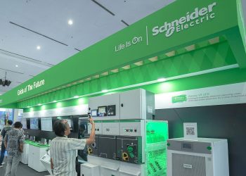 Schneider Electric Pamerkan Solusi Ramah Lingkungan untuk Jaringan Listrik di Indonesia di Electricity Connect 2024