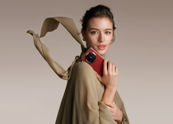 Huawei Mate X6: Smartphone Lipat Premium yang Tangguh dan Stylish