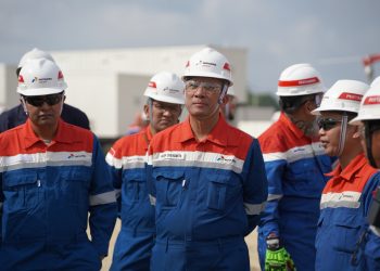 Tinjau Rig PDSI#54.2 di Rokan, Direksi Pertamina Drilling Perkuat Budaya Safety