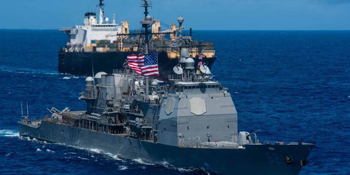 Trump Siapkan Asuransi dan Pengawalan Militer untuk Kapal di Teluk, Harga Minyak Melonjak